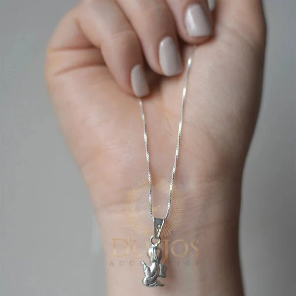 Dije Plata 925  Angelito Arrodillado Silver Joyeria