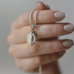 Dije Plata 925  Medalla Virgen Guadalupe Mediano
