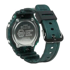 G-shock Referencia: ga-2100fr-3adrGenero: Hombre Composición: analogo, digital, cronometro, temporizador, alarma, calendario Materiales: resina Color: verde y negro Impermeabilidad: 20 atm Cristal: mineral Producto con garantía de 1 año en funcionamiento.RecomendacionesReloj con resistencia al agua para sumergirse. No manipular los botones cuando se esté en contacto con el agua.