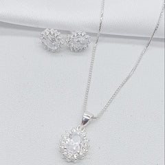 Set femenino de plata 925 con cadena, dije y topos diseño exclusivo en Colombia

Joyería de plata para mujer plata fina para dama Conjunto de joyas 