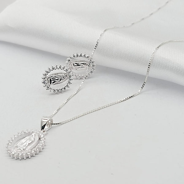 Set femenino de plata 925 con cadena, dije y topos diseño exclusivo en Colombia

Joyería de plata para mujer plata fina para dama Conjunto de joyas 