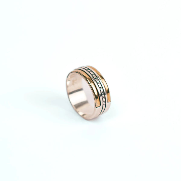 Anillo en plata 925 y lamina de oro de 14 kilates 