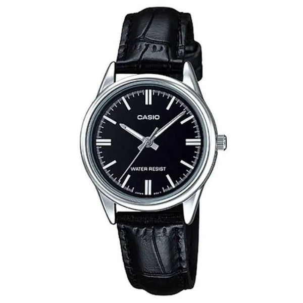 Referencia: ltp-v005l-1audf Colección: Mujer Composición: Análogo Materiales: caja alloy, pulso cuero Color: caja plateado, Pulso Negro Impermeabilidad: 3ATMMovimiento: cuarzo Mica: Cristal mineral Producto con garantía de 1 año en funcionamiento Te obsequiamos 1 año de cortesía en batería en nuestra tienda física. Recomendaciones Reloj con resistencia al agua para lavado de manos, no sumergible. No manipular los botones cuando esta en contacto con el agua