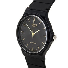 Reloj Casio Dama En Resina Totalmente Negro Resistente al Agua